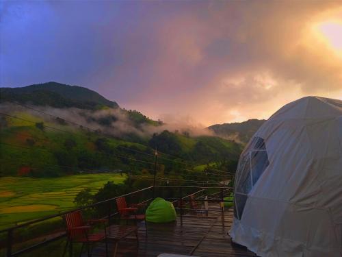 Bo Kluea Other | Pet-Friendly Haven: เวนิสบ้านเวร with a 9.3 Rating