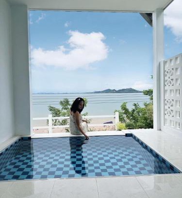 Palian House | โล๊ะน้ำวิลล่า