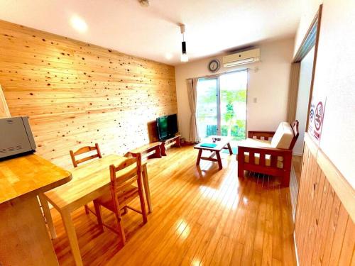Okinawa Apartment | Family-Friendly Stay with Egg Harvesting Experience!
