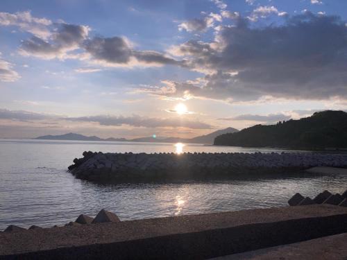 Imabari House | Discover しまなみゲストハウス南風荘: Family & Pet Friendly Stay