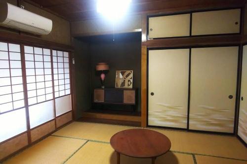 Yokoze Apartment | Relax at 武甲ステイ: Private Home with Hot Tub & Kitchen