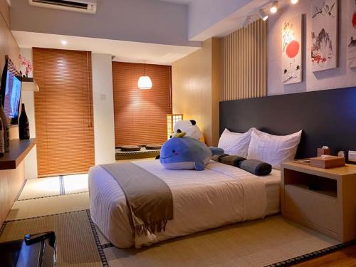 Surabaya Apartment | Top-Rated Amaya Home with Pool at Anderson Apartemen