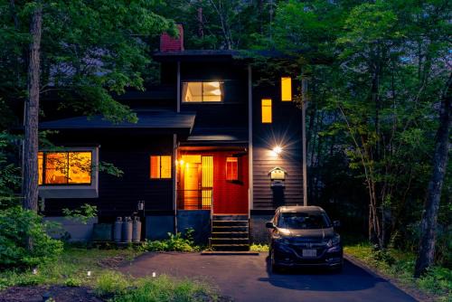 Tsumagoi House | Relaxing BBQ Retreat in North Karuizawa for Families
