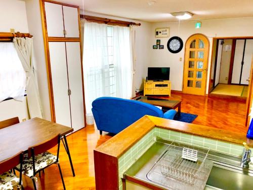 Amami Apartment | Guesthouse Amami Rurikakesu: Family-Friendly Retreat