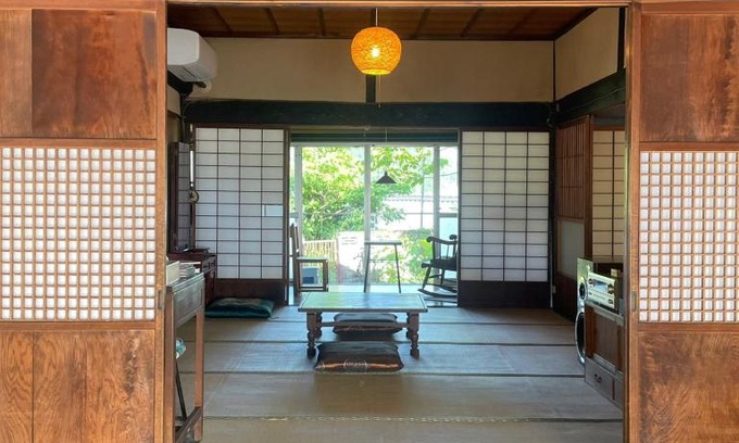 Nakatsugawa House | Experience Comfort at ゲストハウス にじゅうよん - Rated 9.6/10!