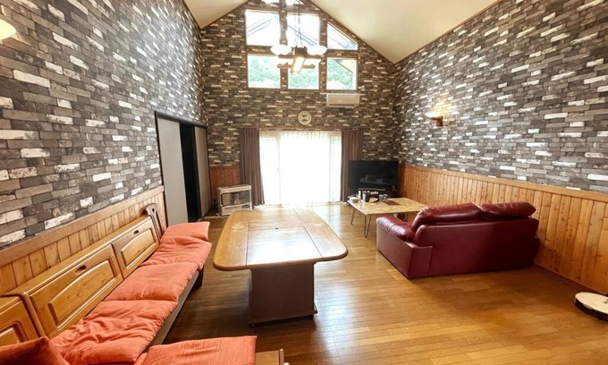 Shiraoi-cho House | Explore Nature at Our Cozy Log House Near Upopoy