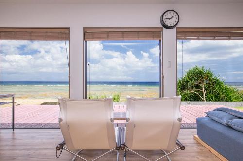 Amami House | Premier Oceanfront Retreat at ゴールデンマイルヴィラ