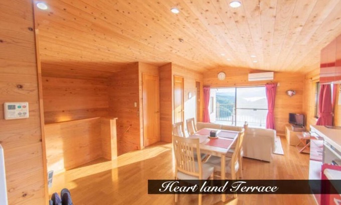 Minamiise House | Relax at シーテラス1-10A: Pet & Child Friendly Retreat