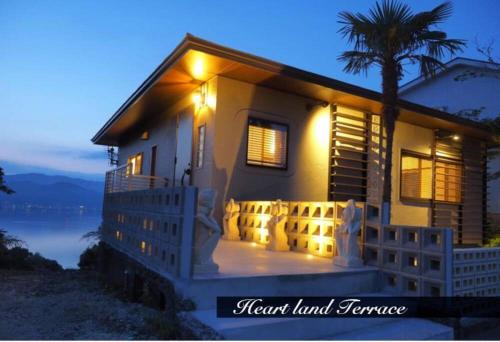 Minamiise House | Child-Friendly Getaway at シーテラス4-226 for Families
