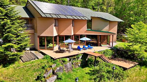 Kamisuwa Onsen Hotel | Kid-Friendly Getaway at Pension Kofu - Rated 9/10 by Guests