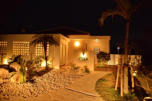 Nakijin Apartment | Family-Friendly Getaway at ペンション 玉ぃ家 - Guest Rated 9.8