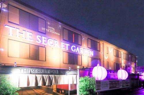 Kita Ward Hotel | Enchanting Pumpkin Secret Garden Hotel with Breakfast Included
