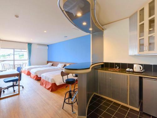 Hiyagon Hotel | Discover Hiyagun Lanai Resort: Family-Friendly Getaway