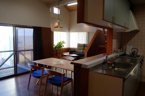 Echizen-cho House | Experience Oceanfront Bliss at ワタリグラスハウス