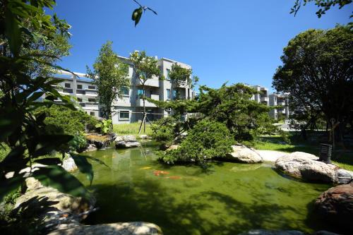 Ji'an House | Ideal Garden Villa: Pet-Friendly Retreat Near Night Market