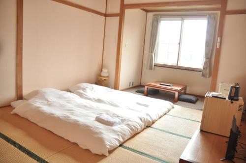 Otaki Apartment | Family-Friendly Retreat at Lodge Mikasa - Great Reviews!