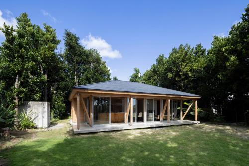 Kumejima Villa | Discover the Family-Friendly 久米島 SHINMINKA Villa