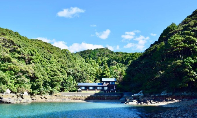 Sasebo House | Experience 佐世保VILLA青鹿Ur1: Oceanfront Bliss Awaits