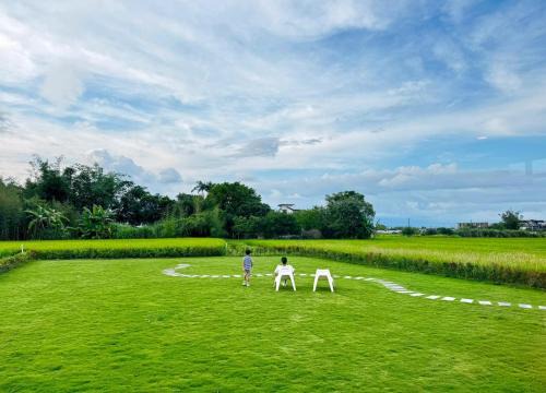 Dayi Village House | Discover New Roots: Pet-Friendly Retreat with Family Fun