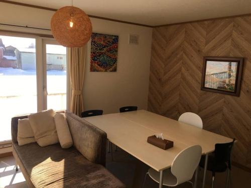 Naganuma Apartment | Convenient Stay at Casa Cotaro Near Chitose Airport