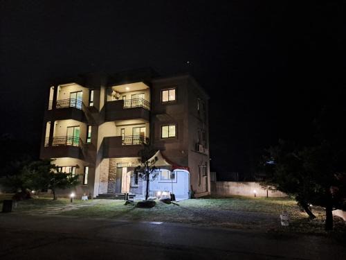Ji'an House | Pet-Friendly Ocean View Villa Near Dongda Night Market