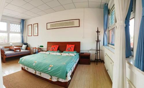 Shanhaiguan House | Discover Oceanfront Delights at 南金民宿