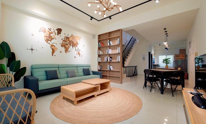 Anping House | Discover 台南水沐安平包棟民宿: Family-Friendly Retreat
