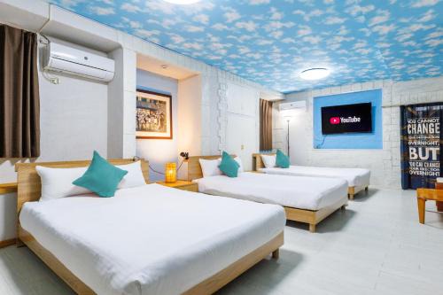Higashimachi Apartment | Family-Friendly Stay Near Naha City Attractions & Beach