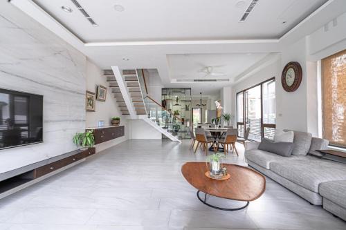 Puli Villa | Family-Friendly Retreat at Your Home Puli, Puli