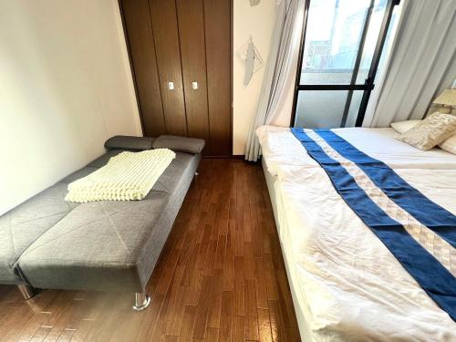 Naniwa Apartment | Convenient Namba Station Stay for Families near Subway