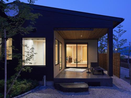 Hatsukaichi Hotel | Experience Tranquility at Miyajima Hanare no Yado IBUKU