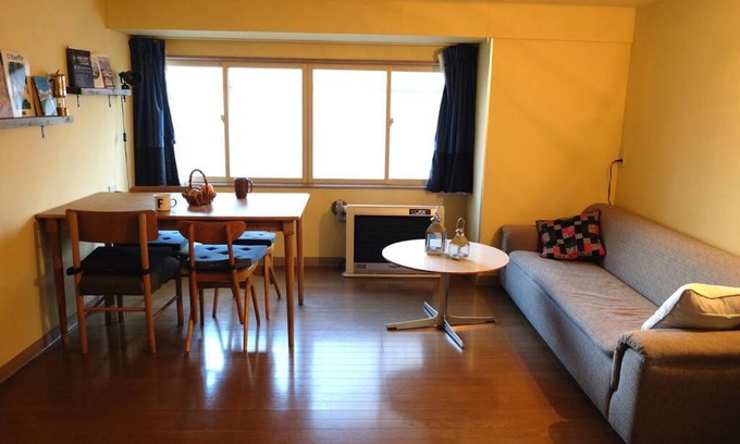 Asahikawa Apartment | Discover Asahikawa Editing Room: Family-Friendly Getaway