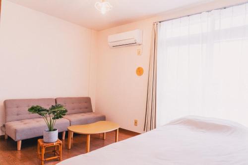 Maeda-nishi Machi Apartment | Family-Friendly 3-Bedroom Apartment with Parking Available