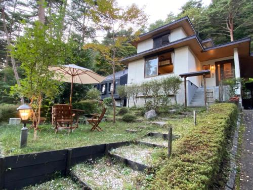 Oishi Bed & Breakfast | Scenic Views at Premium Villa Borealis with BBQ Facilities