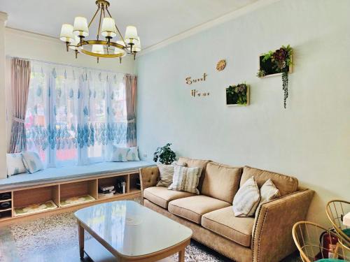 Taitung City Centre House | Cozy Retreat: Ideal for Families with Kitchen and Kids
