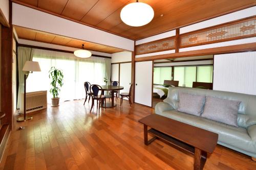 Koshigoe House | Experience 山葵-WASABI: Family-Friendly 4-Star Retreat