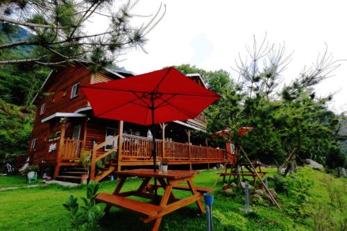 Gukeng House | Cozy Happiness Cypress Wooden Houses - Rated 9/10 by Guests