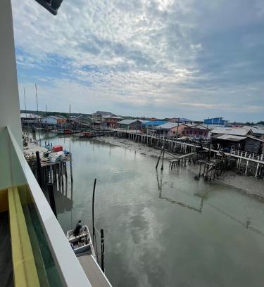 Pulau Ketam House | Family-Friendly Retreat at Happiness Family Inn