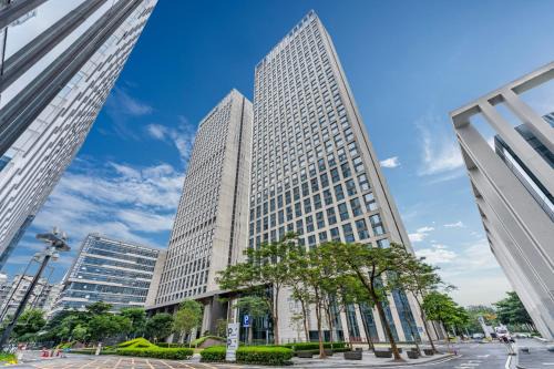 Haizhu Apartment | Discover Si Lin Apartment: Family-Friendly with Breakfast