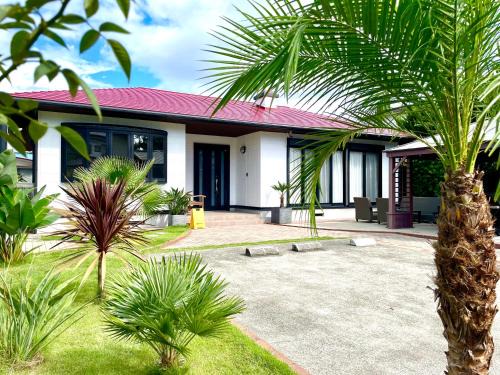 Minamiizu Villa | Steps from Yumigahama Beach House with Ocean Views!
