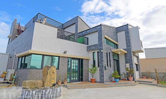 Xiyu House | Experience Bliss at 忘憂海HappinesSea - Rated 10/10!