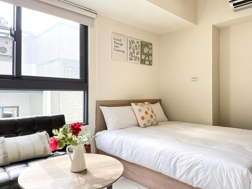 Xitun District Hotel | Top-Rated Affetto Hostel: Family-Friendly & Accessible Stay