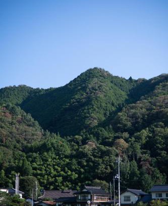 Maniwa Apartment | Pet-Friendly Retreat at 旅館依山盡イサンジン