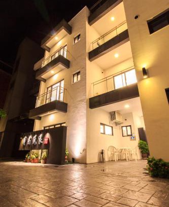Luodong House | Stylish Retreat: 时尚玩家-包棟民宿 with Family-Friendly Amenities