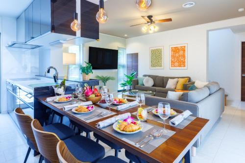 Yomitan House | 最大16名 BBQ可能 駐車場3台 シアタールーム付きのグループ旅行におすすめ宿 The MELIA