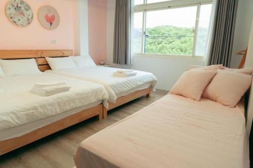 Sanzhi House | Family-Friendly Stay at 李家出走民宿 with Pet Amenities