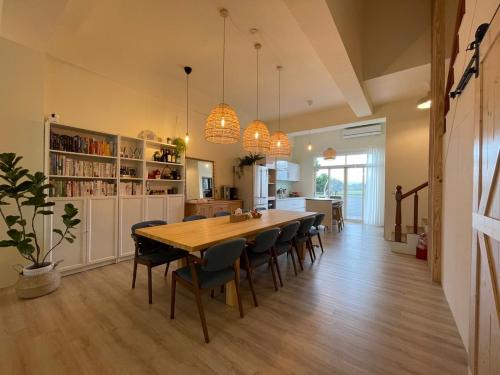 Sanxing Bed & Breakfast | Ultimate Villa Experience: Pet-Friendly Retreat in 根本町