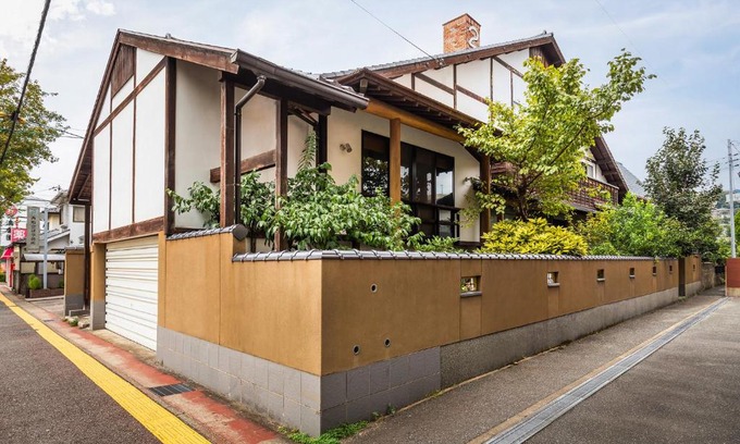 Chuo-ku Villa | Experience Comfort at Baikoen: 4-Star with Hot Tub & More