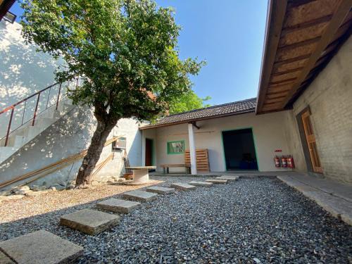 Chishang Bed & Breakfast | Family-Friendly 楊桃墅民宿 with Kitchen Amenities