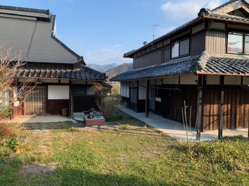 Tamba House | Discover Comfort at 民泊はのこの庭: Family-Friendly Retreat